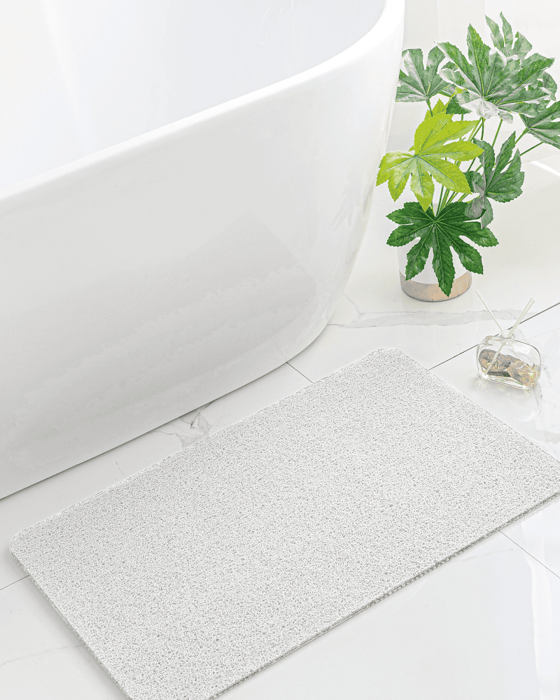 bath-mat-with-looped-surface-for-water-flow