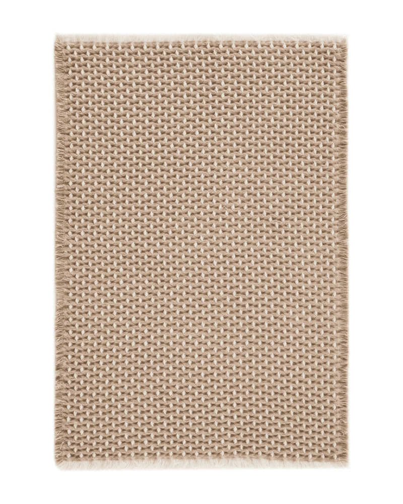 bath-mat-with-secure-ground-traction Bath mat designed with secure ground traction for smooth tile floors