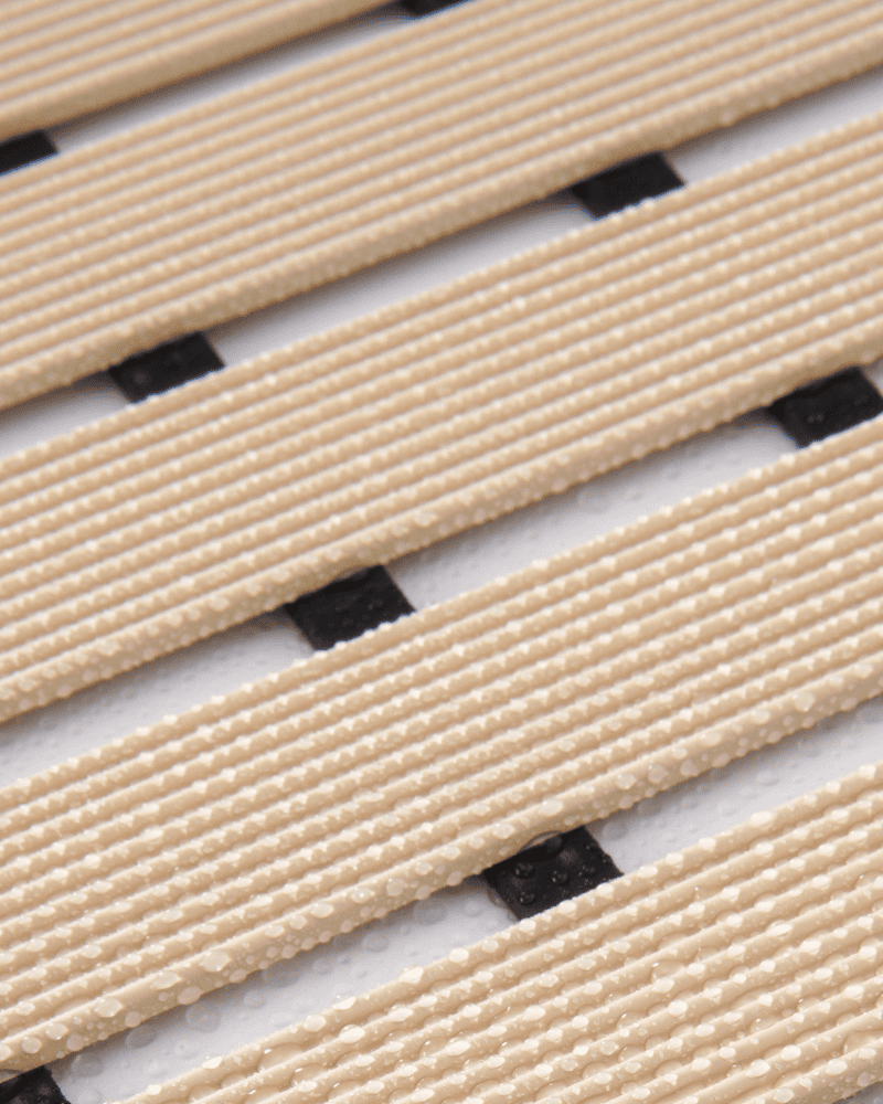 durable-bath-mat-for-spa-and-sauna