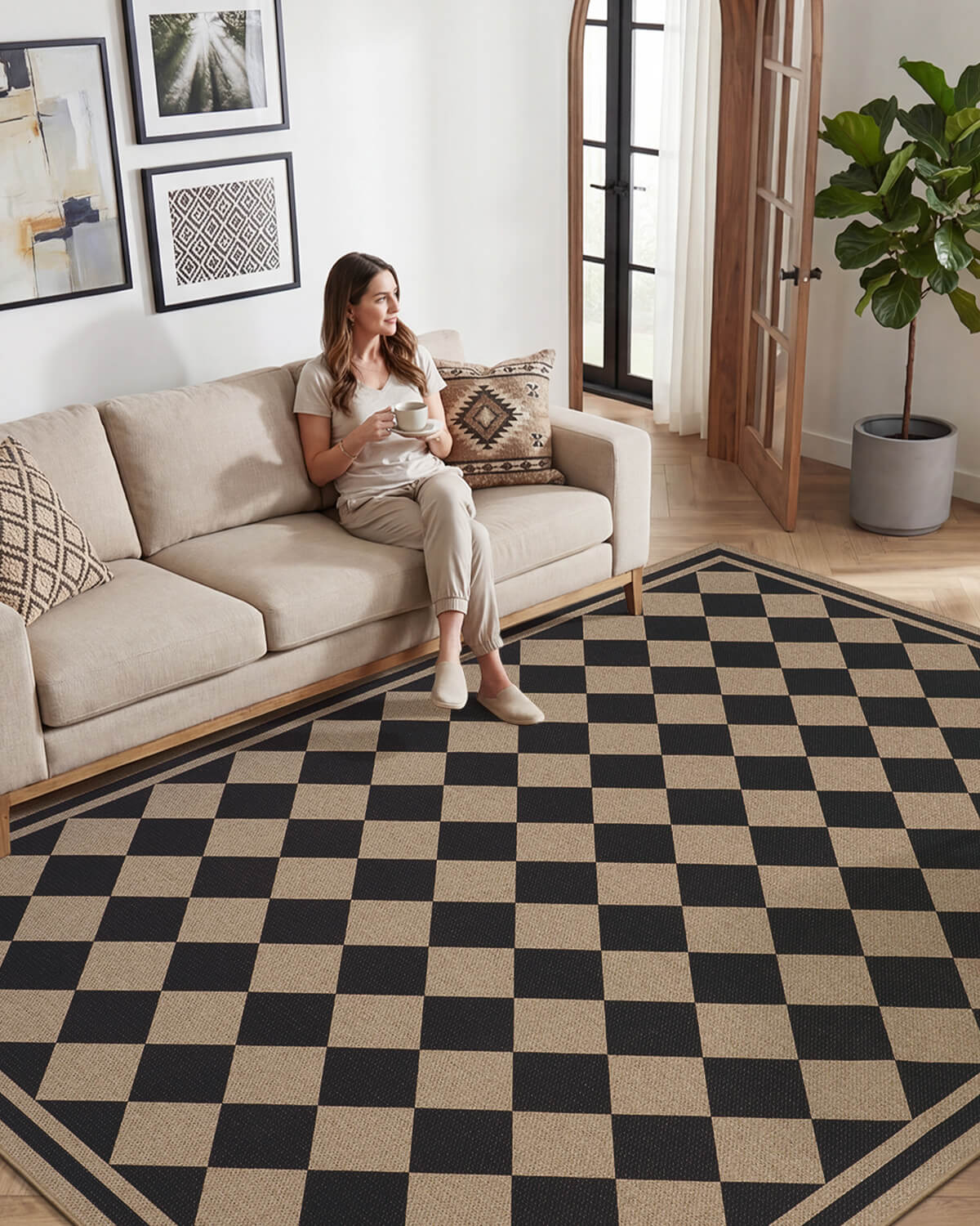 durable-indoor-outdoor-rug-with-woven-faux-jute-finish