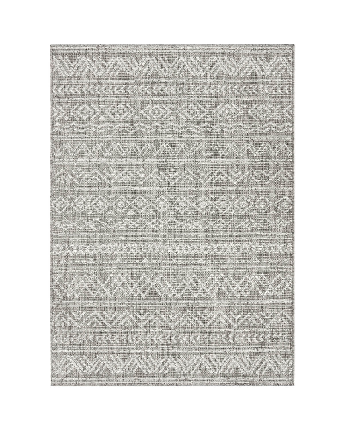 indoor-outdoor-rug-for-patio-balcony-and-living-room-soft-durable All weather indoor outdoor rug designed for busy homes patios and outdoor areas with quick dry low maintenance performance