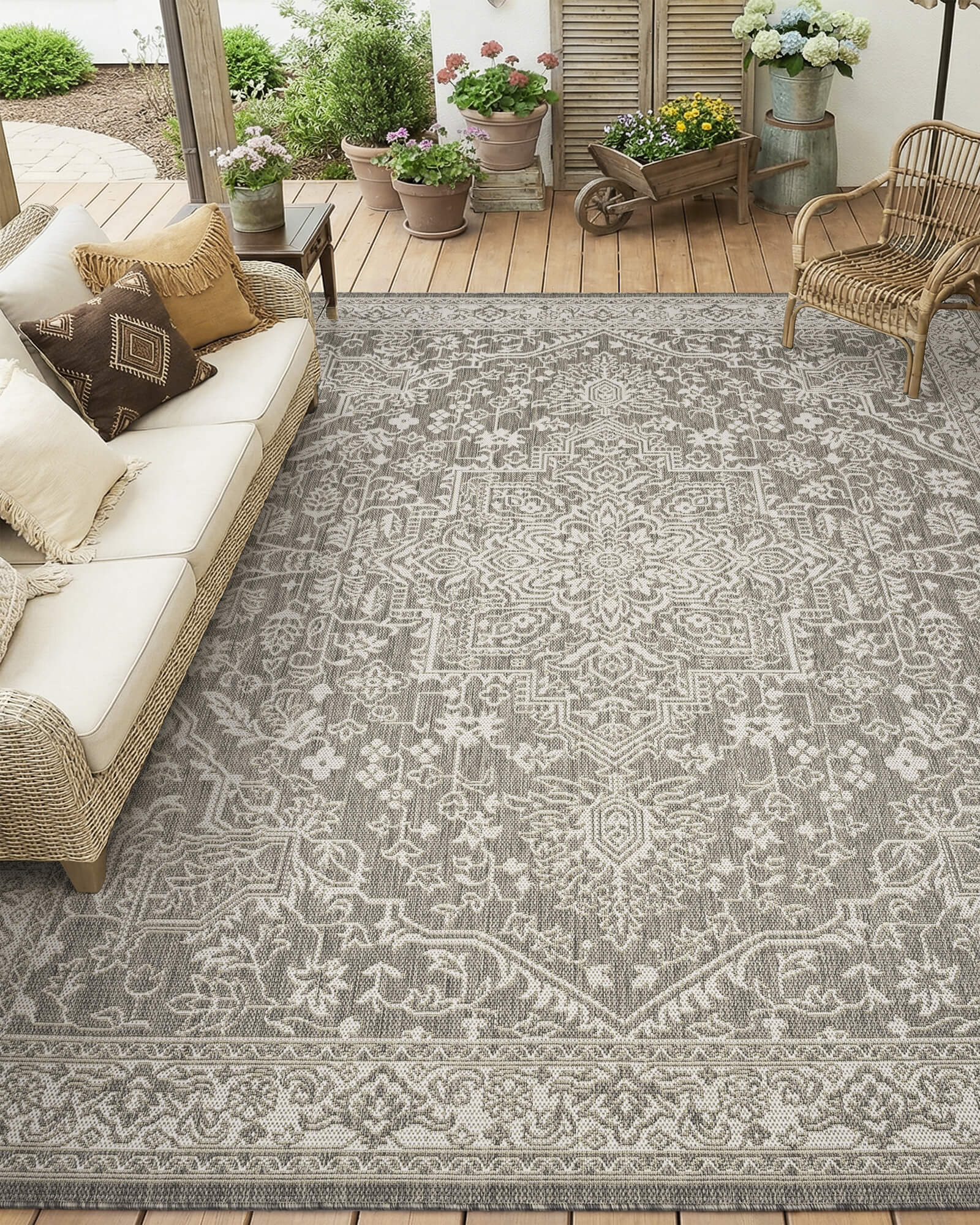indoor-outdoor-rug-waterproof-soft-for-patio-decor