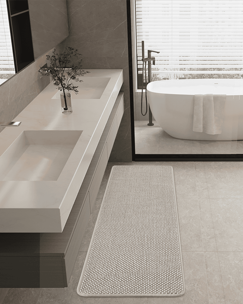 soft-chenille-bath-mat-keeps-floor-dry