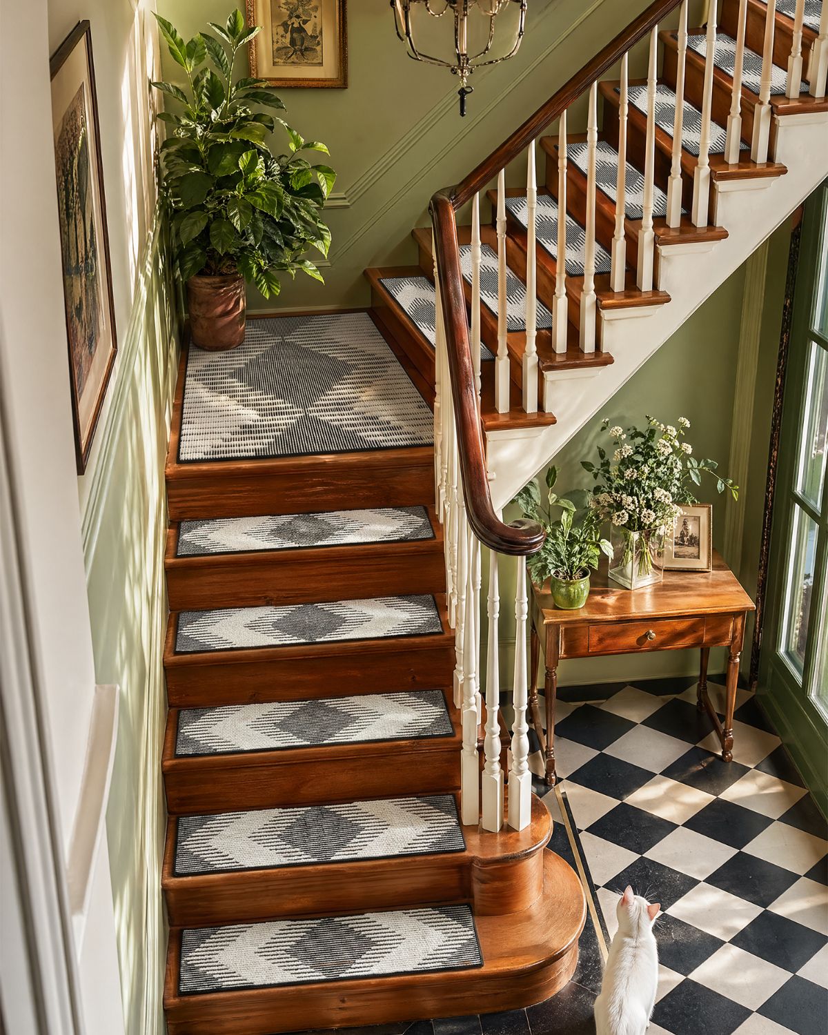 stair-treads-non-slip-washable-geometric-pet-kid-safe-entryway-stairs